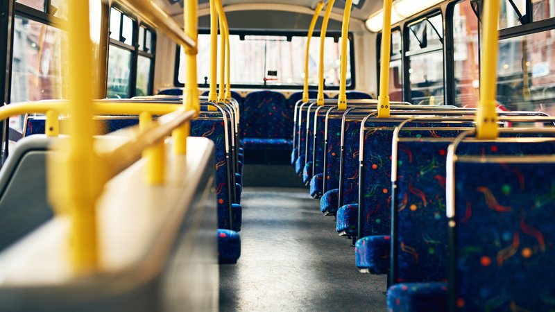 Ein leerer Bus | Bild: Colourbox Ein leerer Bus