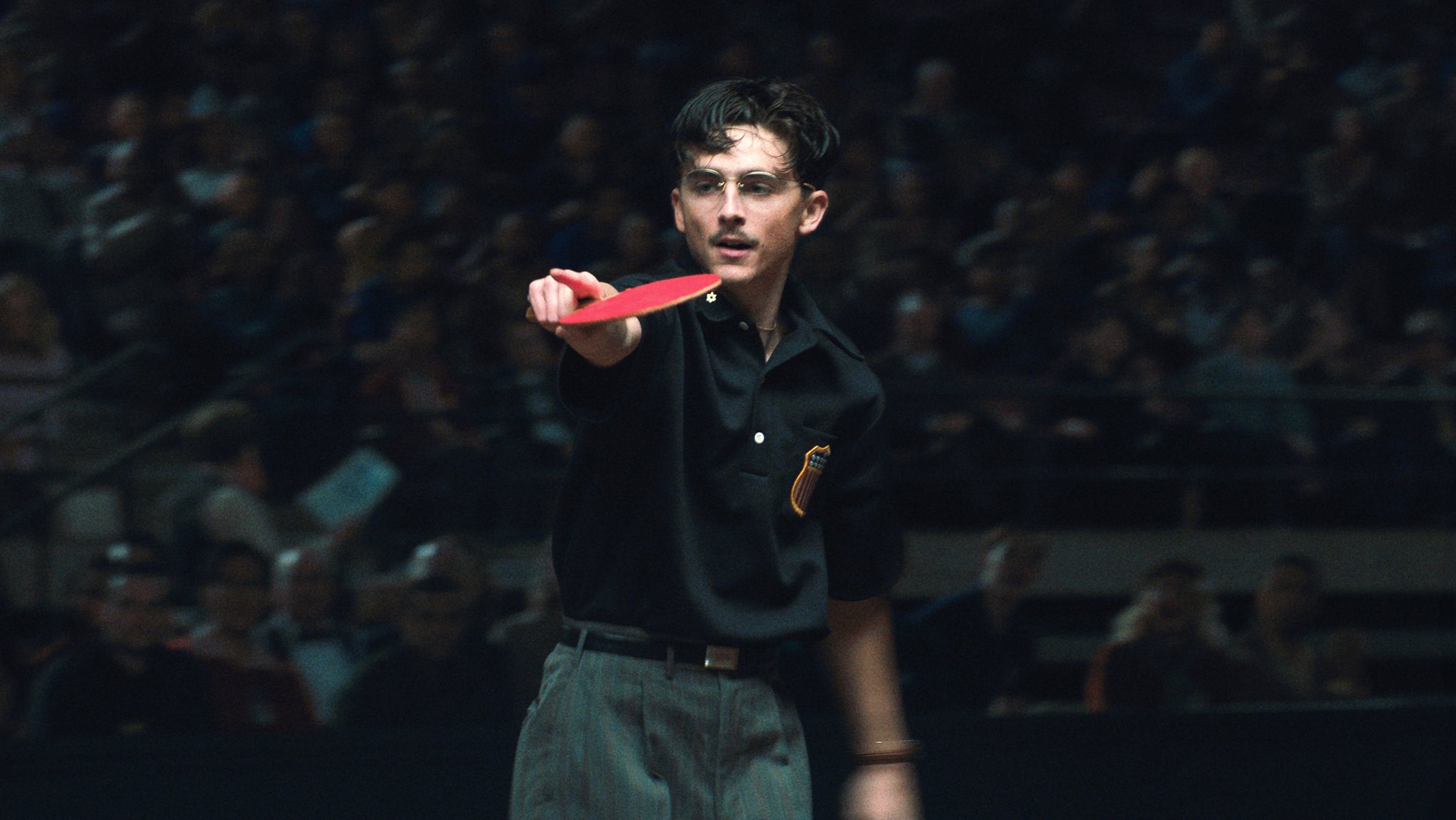 Filmszene aus "Marty Supreme" mit Timothée Chalamet in der Hauptrolle, Regie Josh Safdie