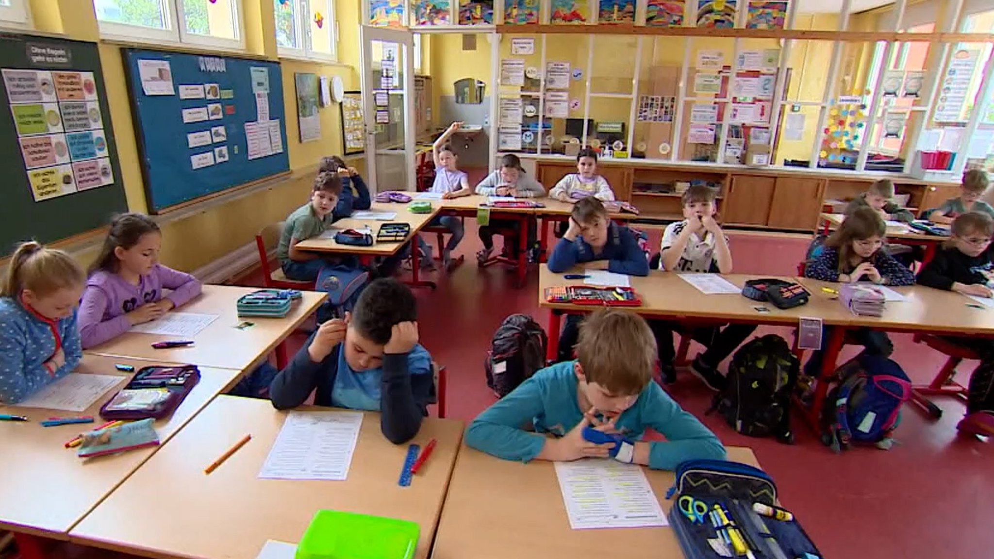 Schüler im Klassenzimmer.