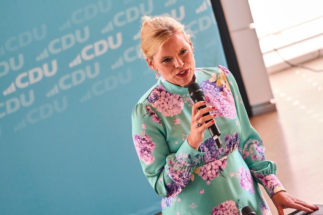 Archivbild vom 17.8.25: Julia Klöckner spricht beim Sommerfest der CDU Koblenz.