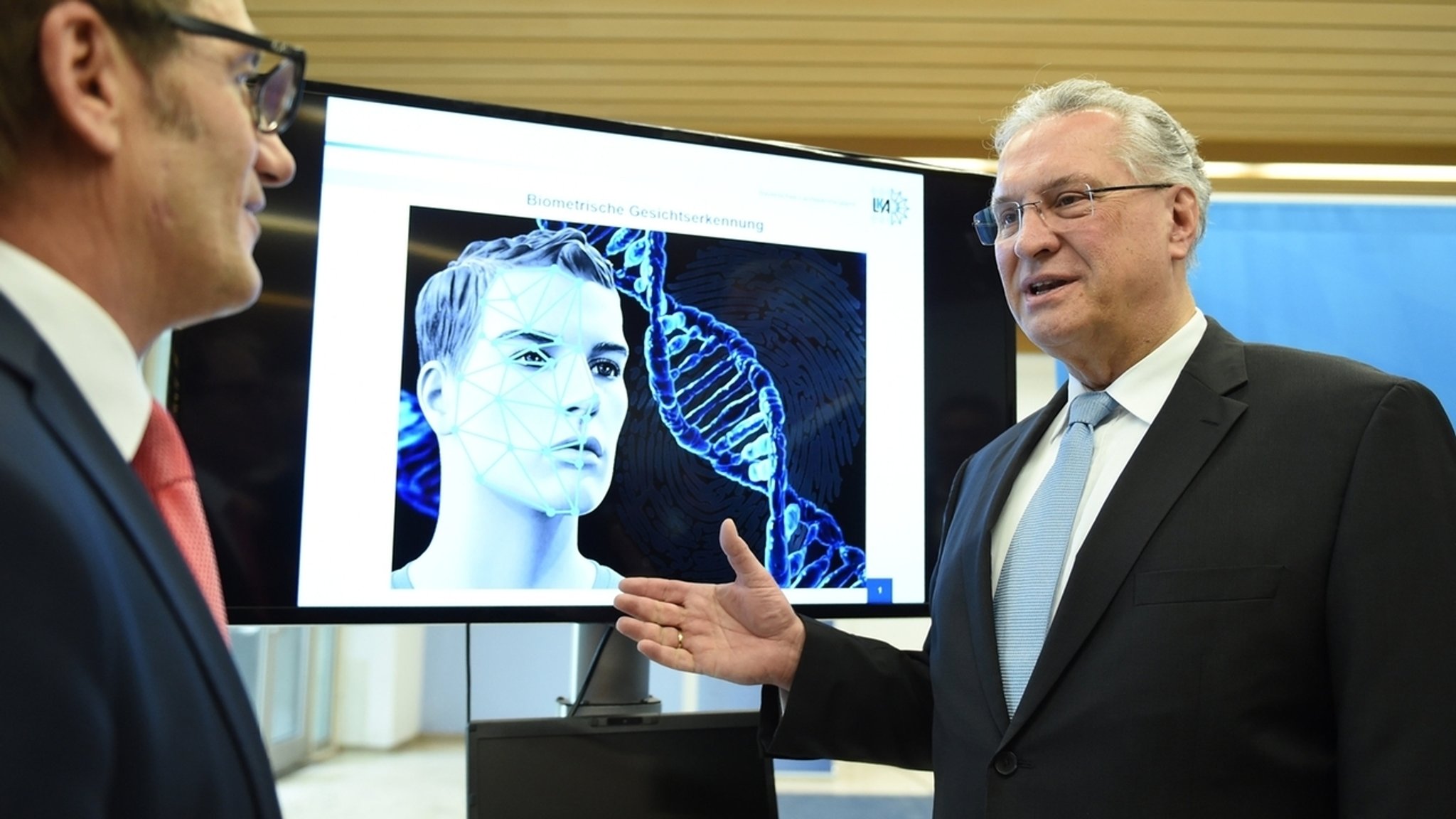 Pressekonferenz zu biometrischer Gesichtserkennung