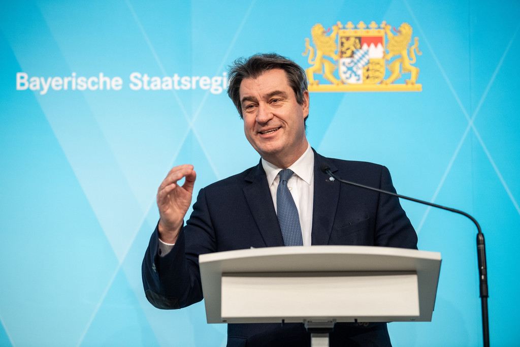Die bayerische Staatsregierung hat sich in der Kabinettssitzung am Donnerstag auf Lockerungen bei den Corona-Maßnahmen verständigt.