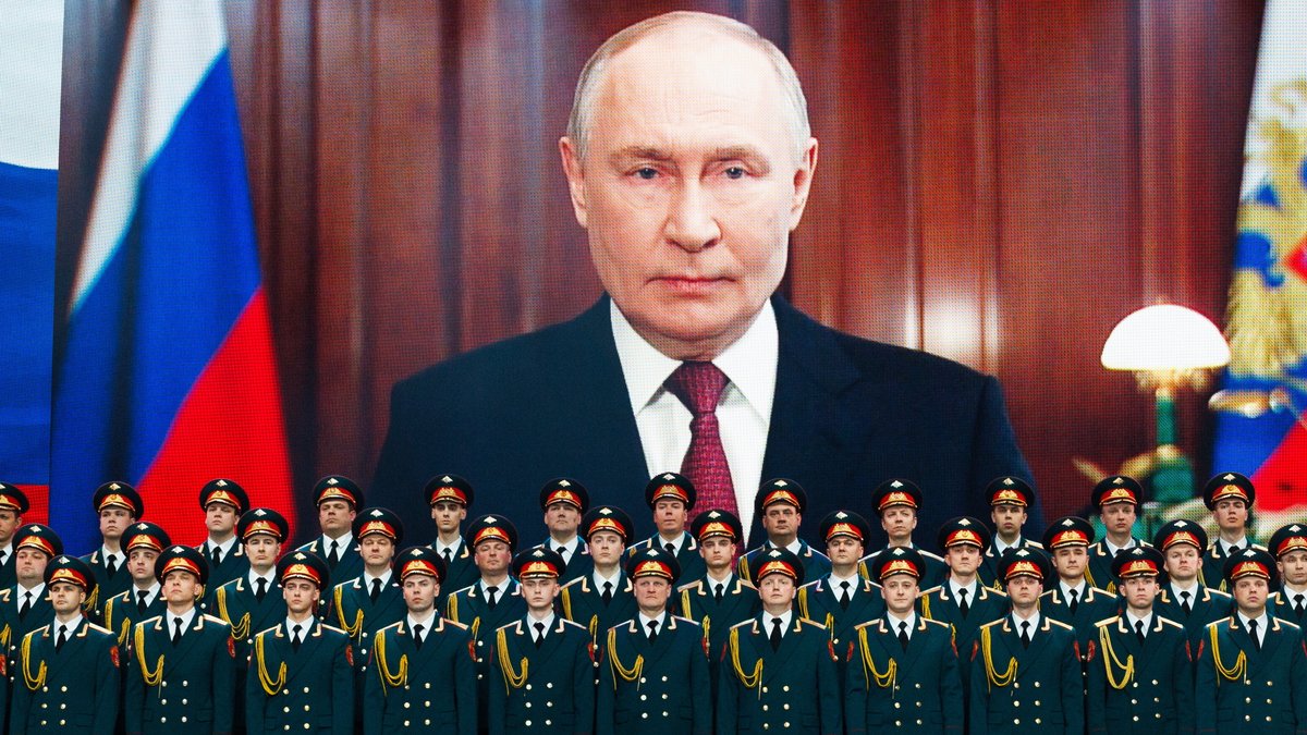 Vier Jahre Krieg: Putin-Propagandisten sehen Russland geschwächt