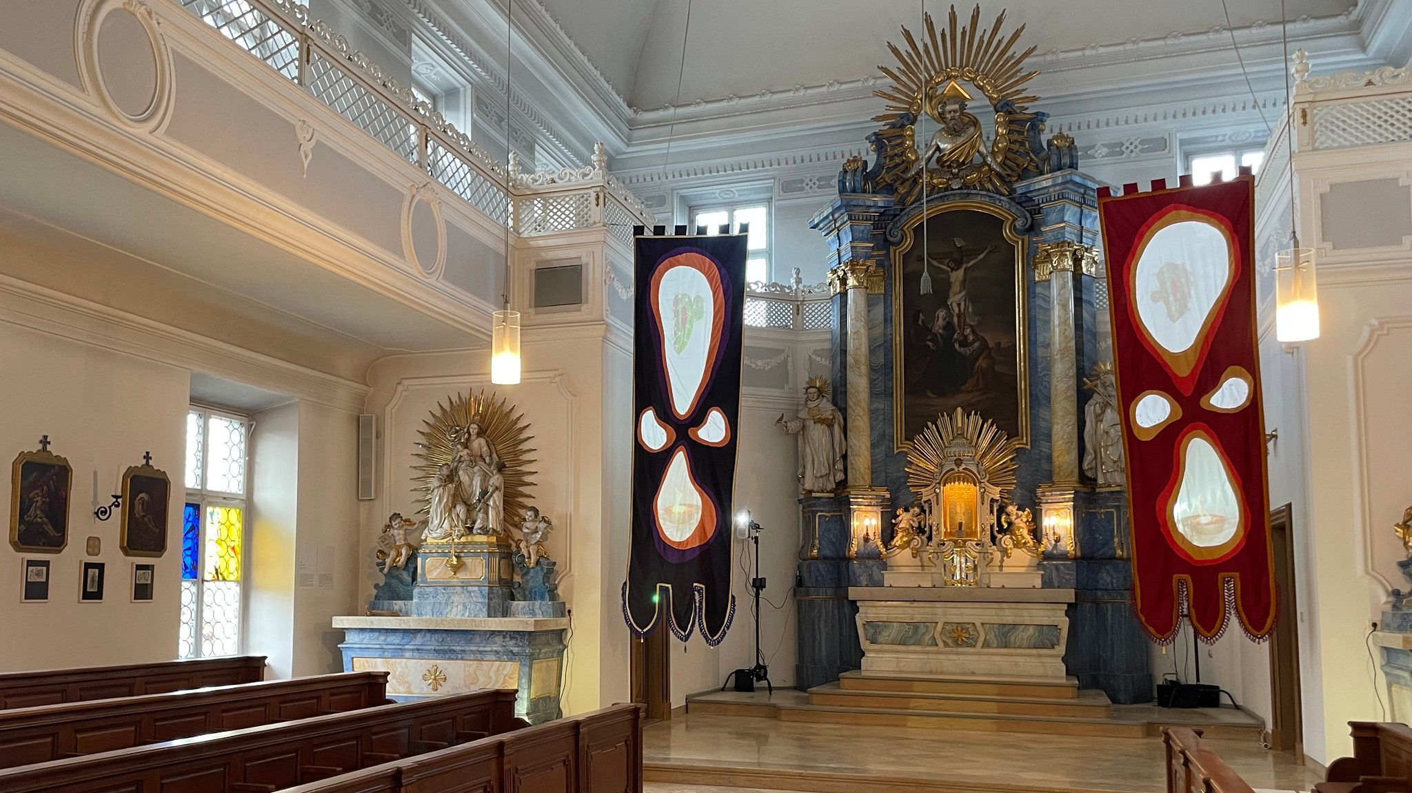 Der Blick in die Kapelle im ehemaligen Kloster Schlehdorf.