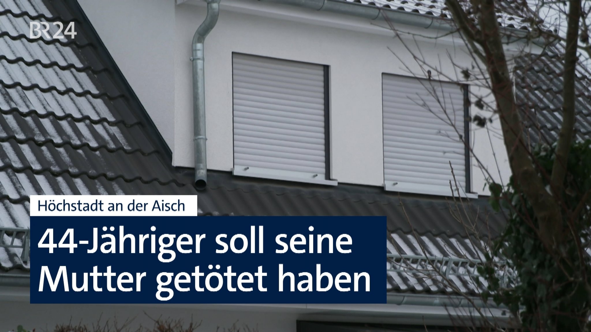 In Höchstadt an der Aisch wurde eine 69-jährige Frau in ihrem Wohnhaus von Polizeibeamten tot aufgefunden. Ihr tatverdächtiger Sohn wurde festgenommen.