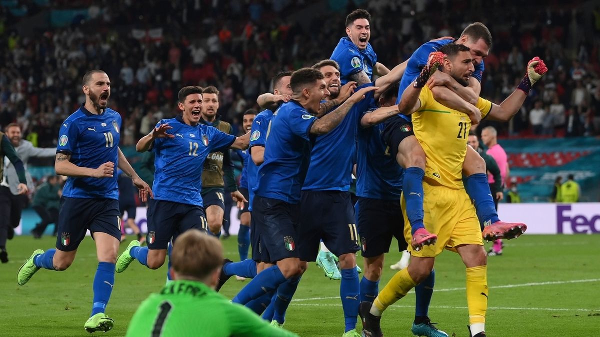 photo Italien Fußball Europameister https www br de nachrichten sport italien ist neuer fussball europameister scsqh9s