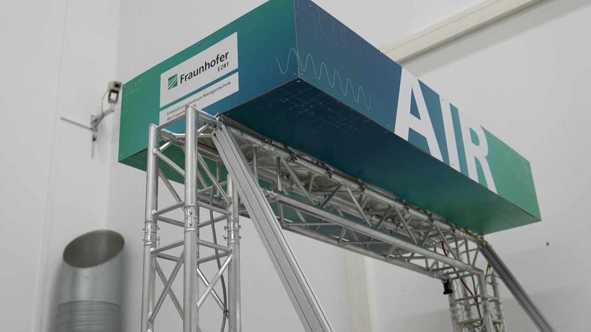 Das neuartige Röntgensystem "AIR" vom Fraunhofer Institut und der Hochschule München.