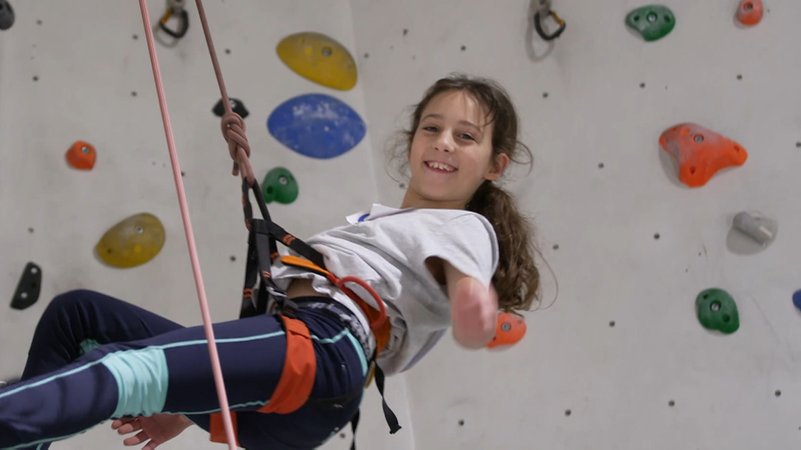 Kletterprojekt "Grenzenlos" des DAV Hersbruck | Bild: Bayerischer Rundfunk 2024 Kletterprojekt "Grenzenlos" des DAV Hersbruck