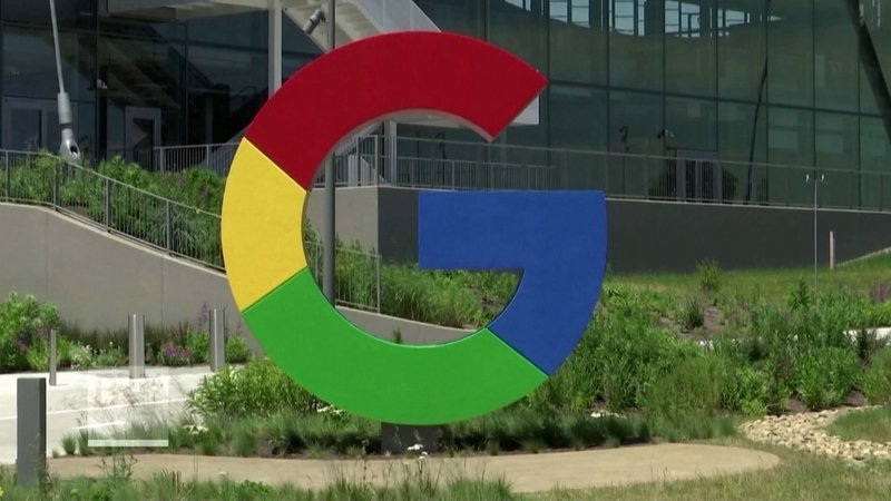 Es gleicht einem Kräftemessen: Die EU versucht ihre Wettbewerbsregeln auch gegen die mächtigen US-Internetkonzerne durchzusetzen. | Bild: Bayerischer Rundfunk 2025 Es gleicht einem Kräftemessen: Die EU versucht ihre Wettbewerbsregeln auch gegen die mächtigen US-Internetkonzerne durchzusetzen.