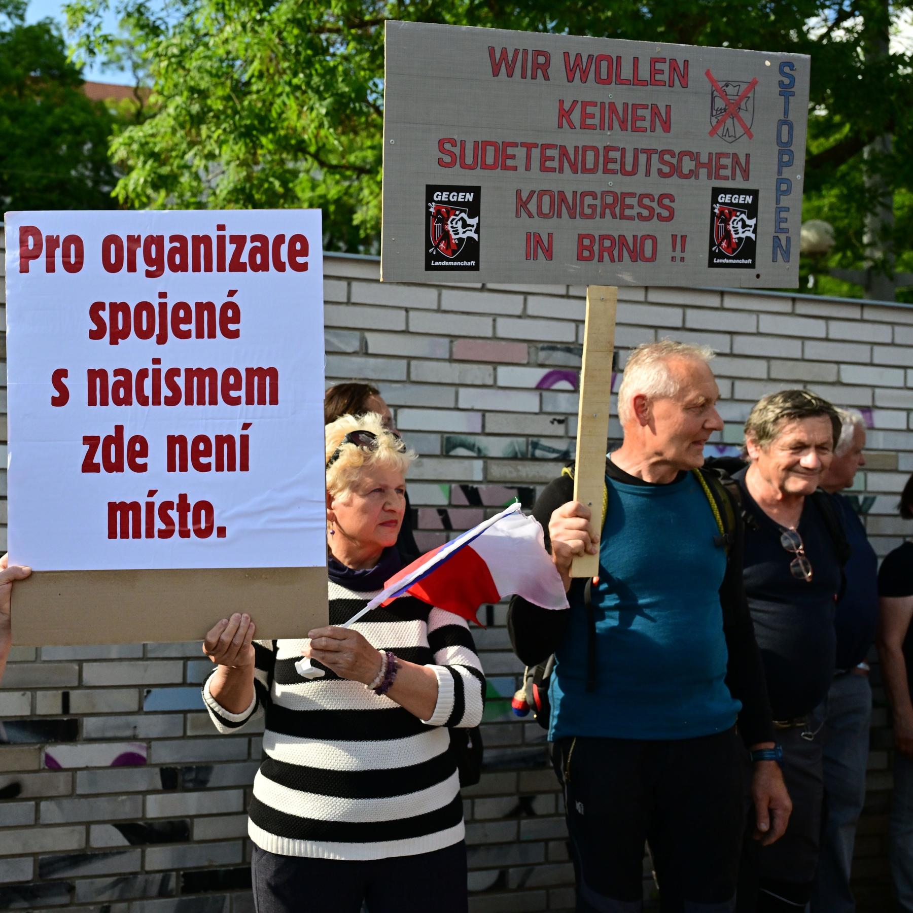 Pfingsttreffen in Tschechien löst Proteste aus