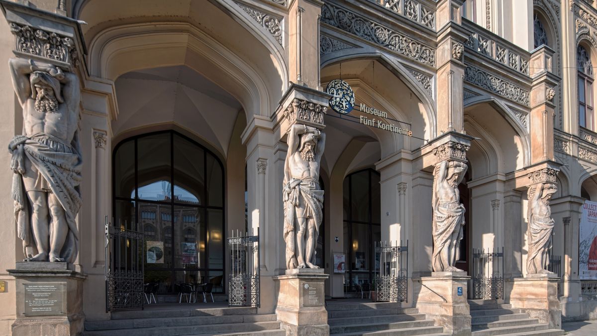 Museum Fünf Kontinente Rund 50 Objekte wohl koloniale