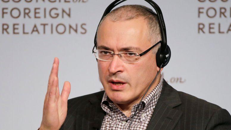 Michail Chodorkowski steht auf der Liste "ausländischer Agenten" | Bild:picture alliance / AP Photo | Mark Lennihan