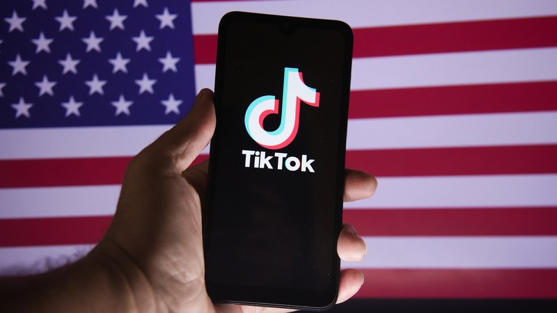 Symbolfoto: TikTok scheiterte mit einer Klage vor dem US-Supreme-Court in und muss sein Geschäft in den USA verkaufen. | Bild: picture alliance / ZUMAPRESS.com | Saulo Angelo Symbolfoto: TikTok scheiterte mit einer Klage vor dem US-Supreme-Court in und muss sein Geschäft in den USA verkaufen.