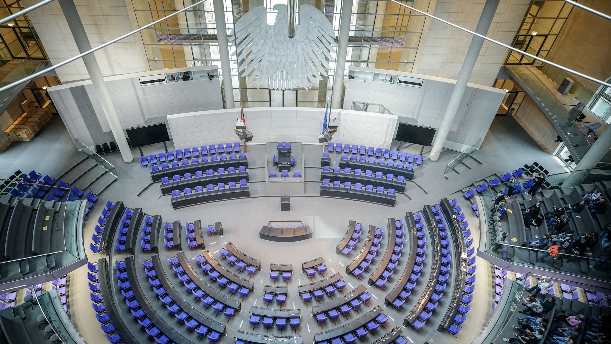 Der leere Bundestag von oben 