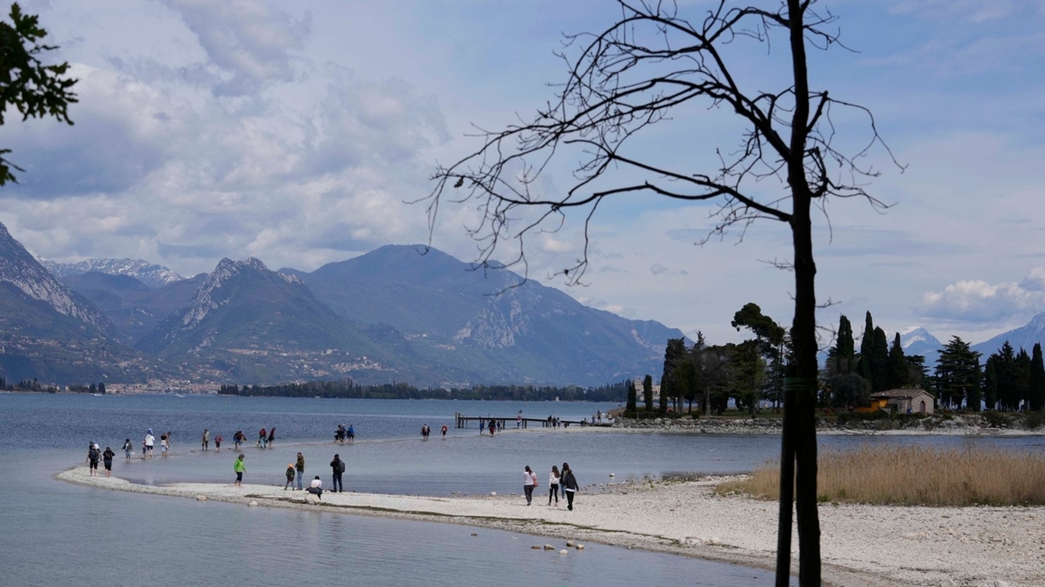 Der Gardasee führt so wenig Wasser wie nie zuvor