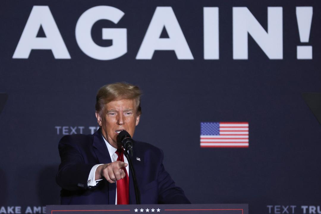 Donald Trump Mitte Februar 2024 bei einer Wahlkampfveranstaltung in North Charleston, South Carolina.