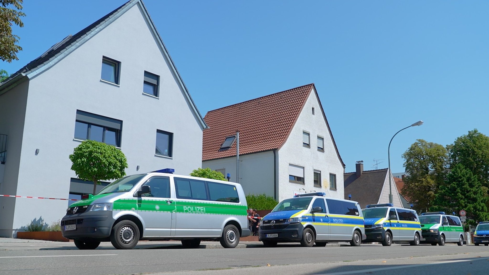In dieser Unterkunft soll sich die Tat zugetragen haben. | Bild: BR In dieser Unterkunft soll sich die Tat zugetragen haben.
