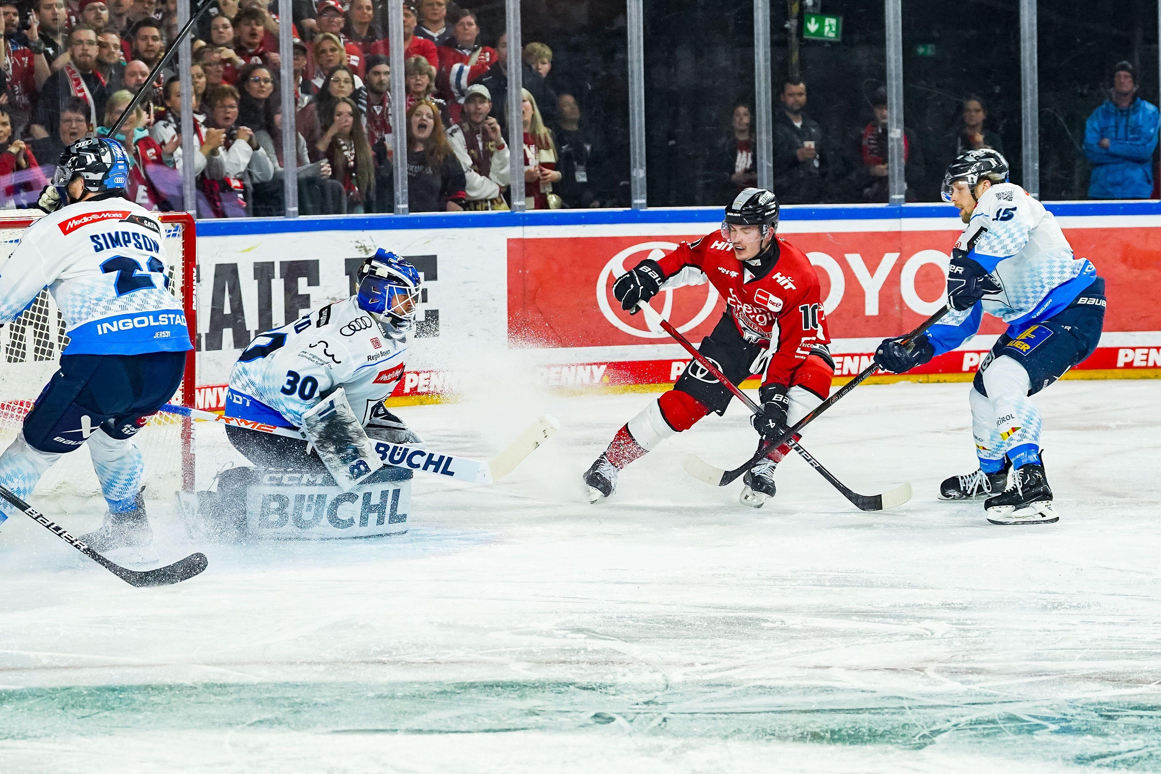 Von links nach rechts: Wayne Simpson (Ingolstadt), Christian Heljanko (Ingolstadt), Justin Schütz (Köln), Leon Hüttl (Ingolstadt)