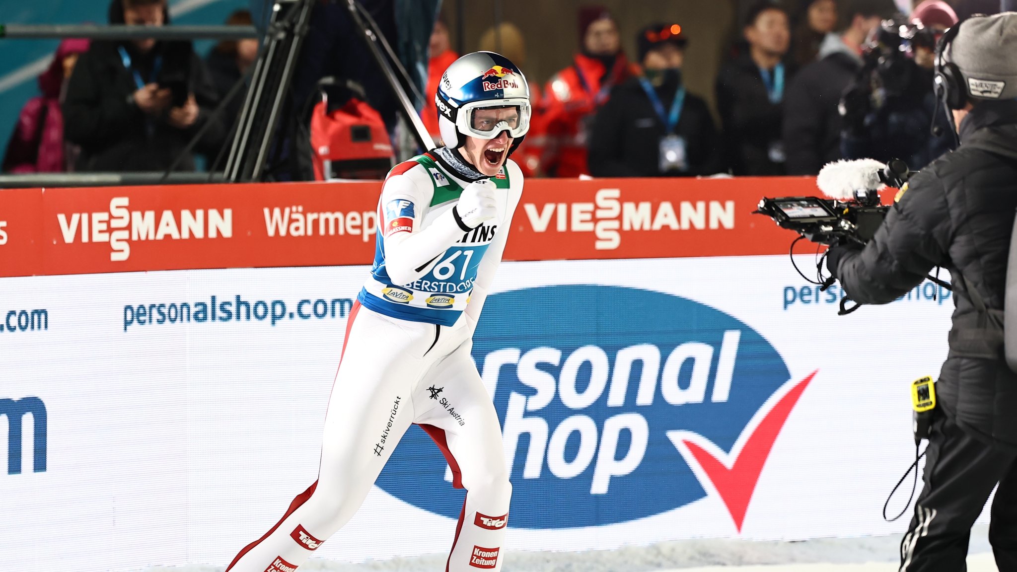 Daniel Tschofening feiert Quali-Sieg in Oberstdorf