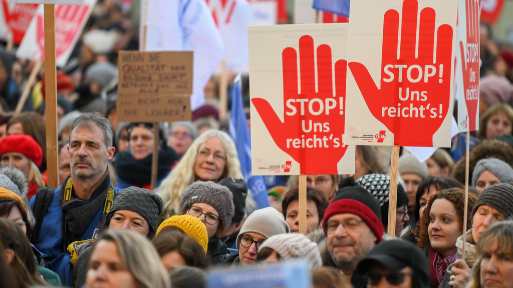 Lehrer auf Demonstration in Nürnberg
