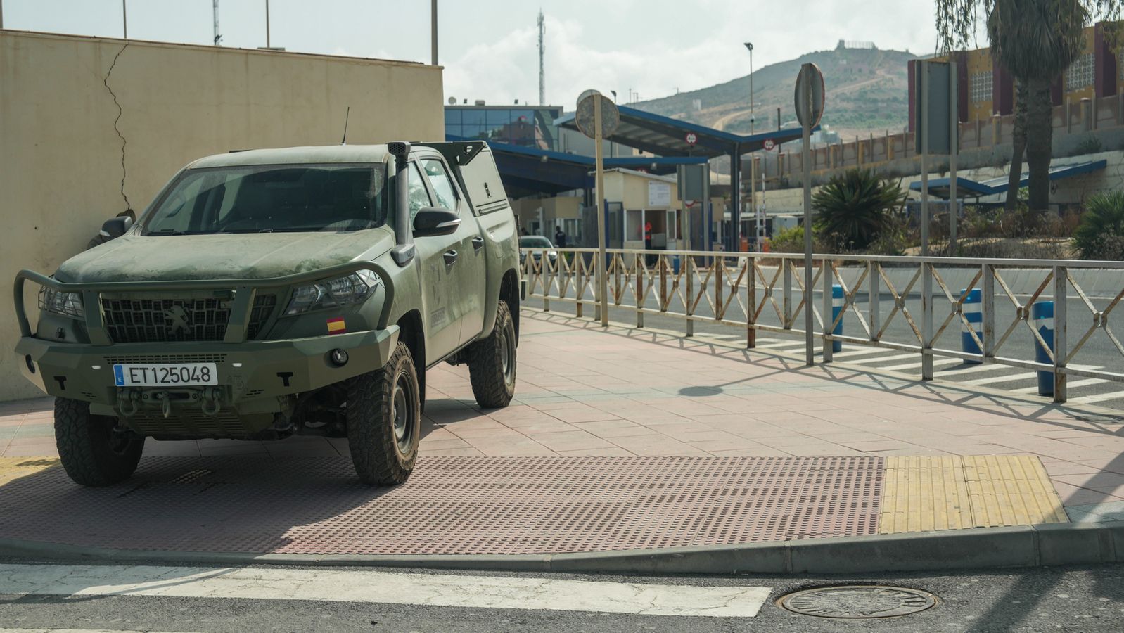 Nach Aufrufen Im Netz Grenze Zu Ceuta Massiv Gesichert BR24 nach-aufrufen-im-netz-grenze-zu-ceuta-massiv-gesichert-br24