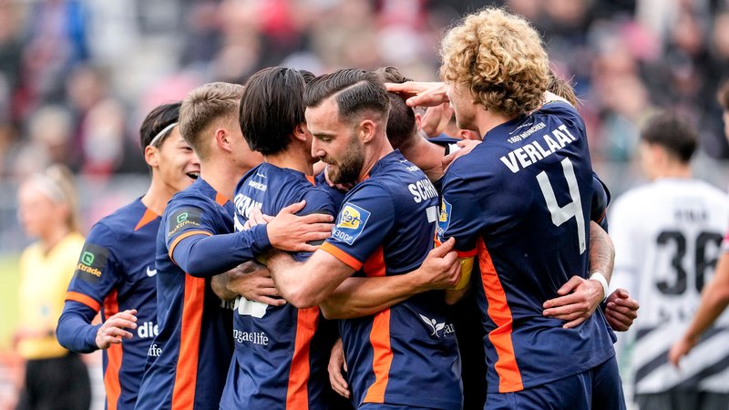 Jubel beim TSV 1860 München | Bild: picture-alliance / dpa Jubel beim TSV 1860 München