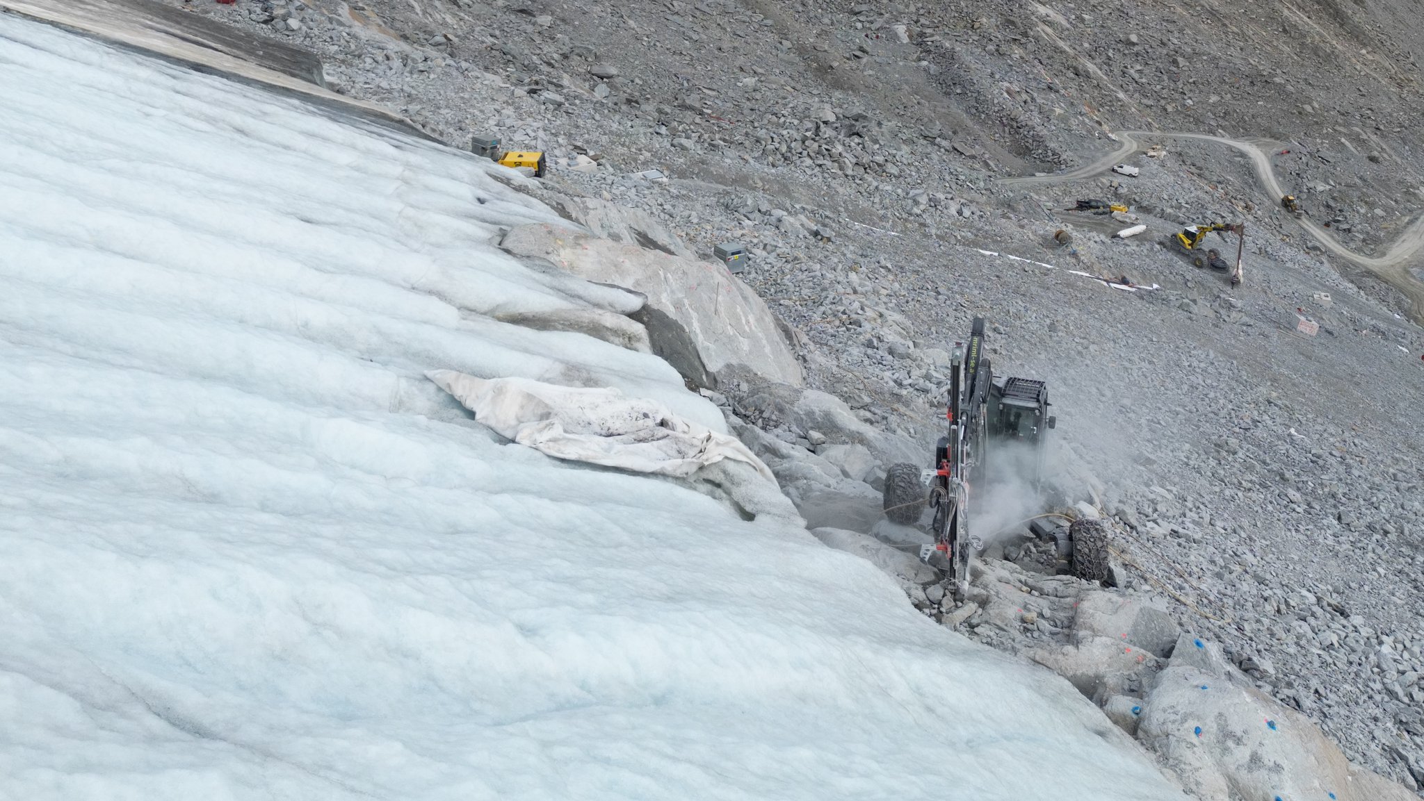 Neureuther kritisiert Bauarbeiten an Gletscher in Sölden