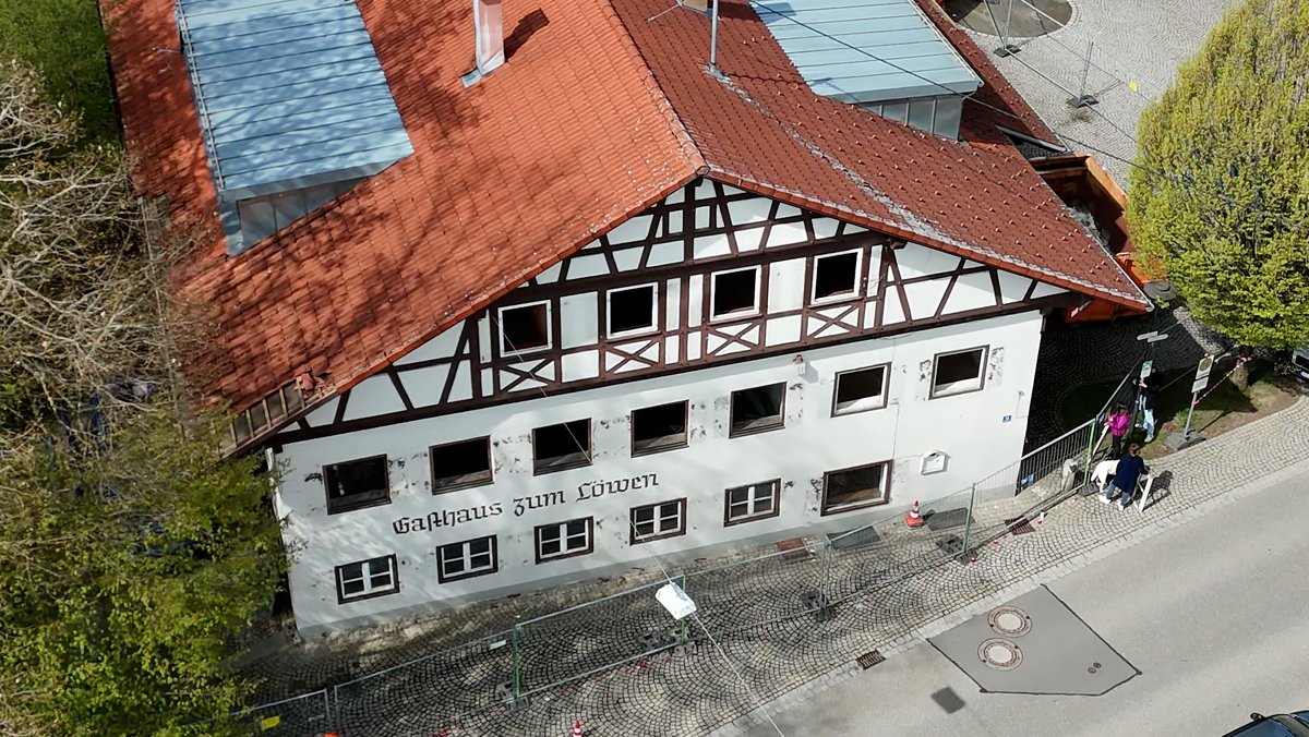 So sah das "Gasthaus zum Löwen" vor den Abbrucharbeiten aus | Bild: BR So sah das "Gasthaus zum Löwen" vor den Abbrucharbeiten aus