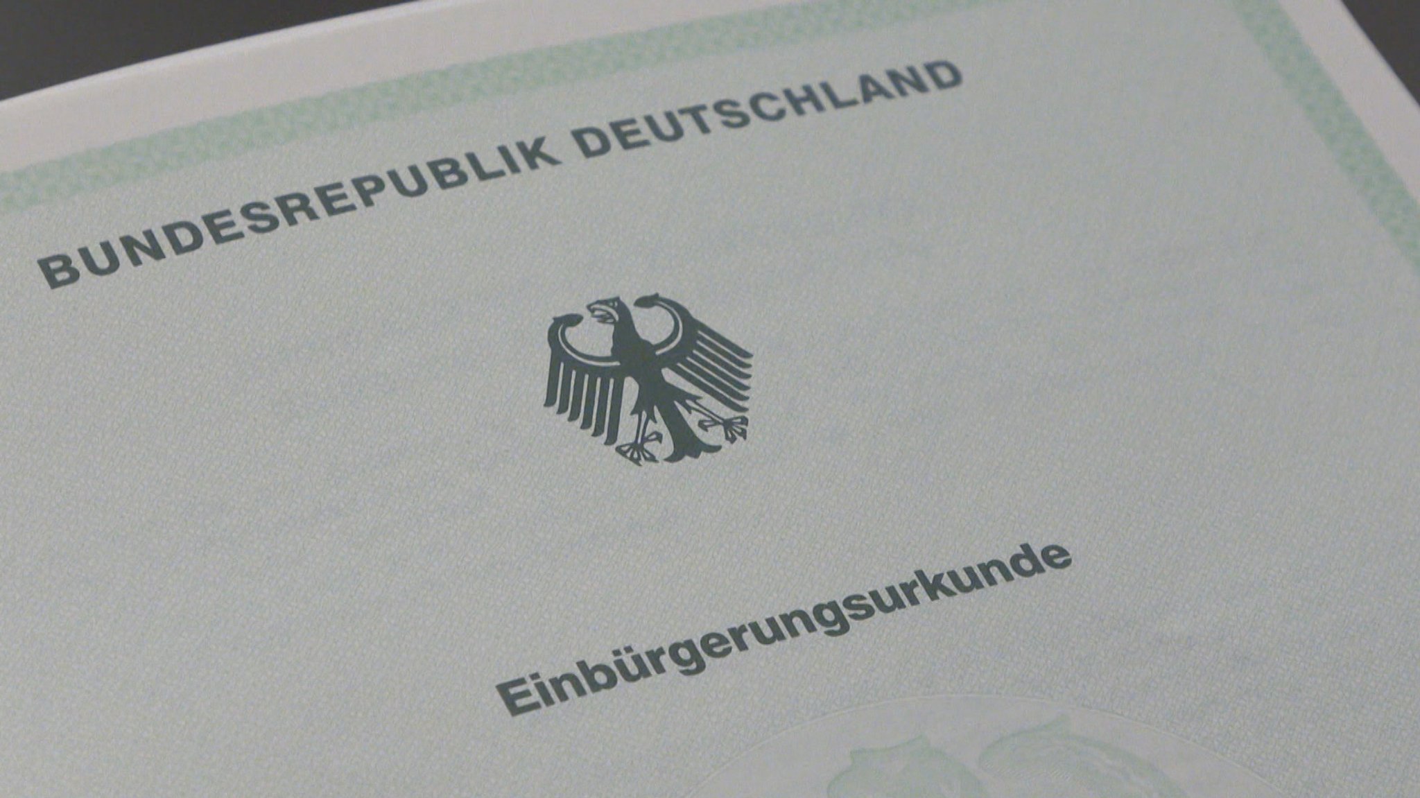 Einbürgerungsurkunde der Bundesrepublik Deutschland