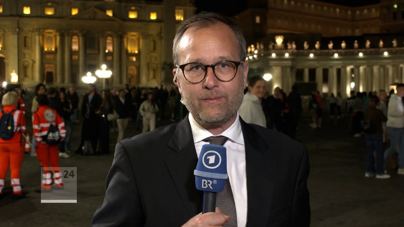 Im Video: ARD-Korrespondent Tilmann Kleinjung aus Rom | Bild: Bayerischer Rundfunk 2025 Im Video: ARD-Korrespondent Tilmann Kleinjung aus Rom
