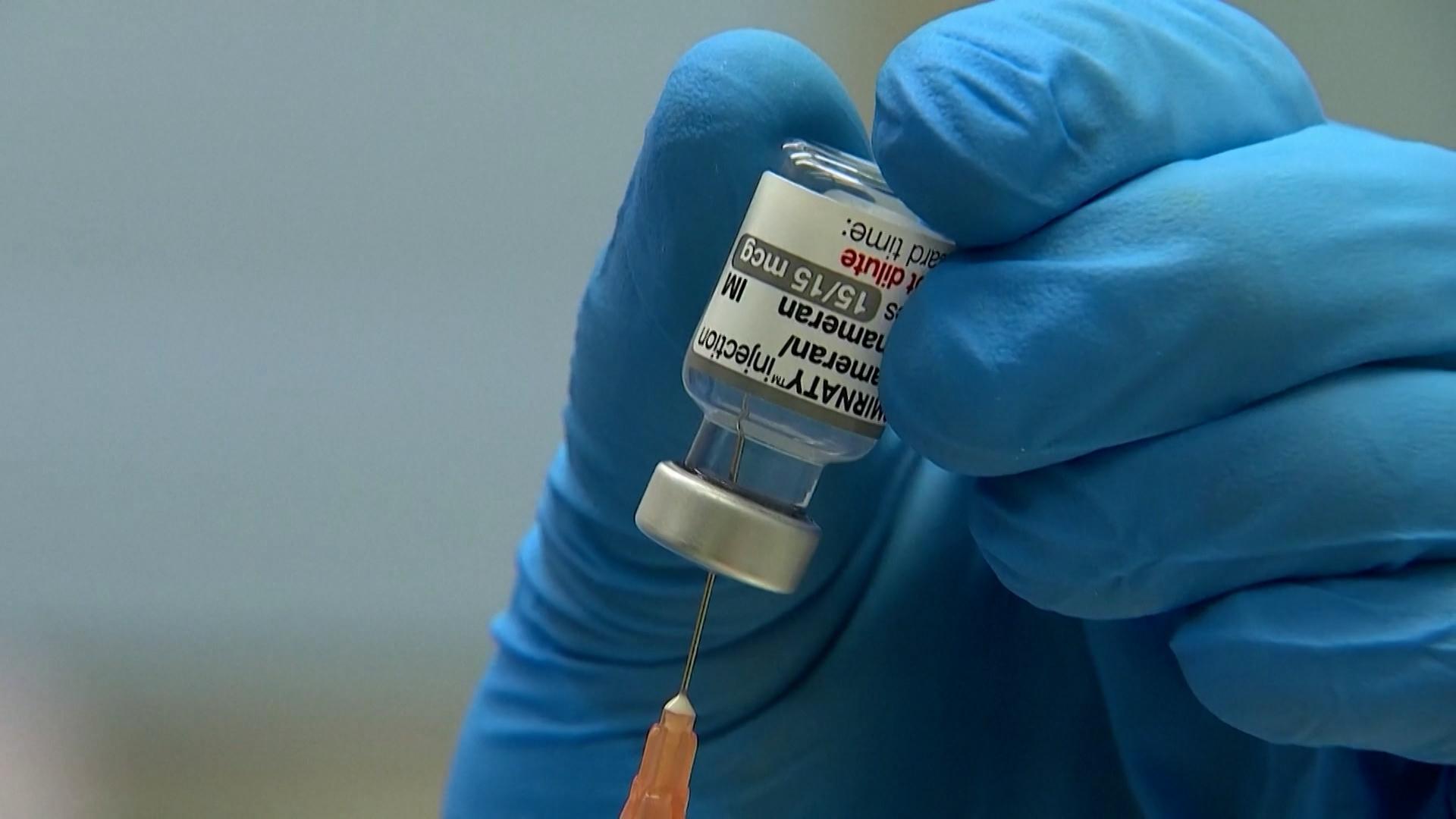 Zivilklage gegen Biontech: Erster Verhandlungstag ohne Einigung | Bild:BR