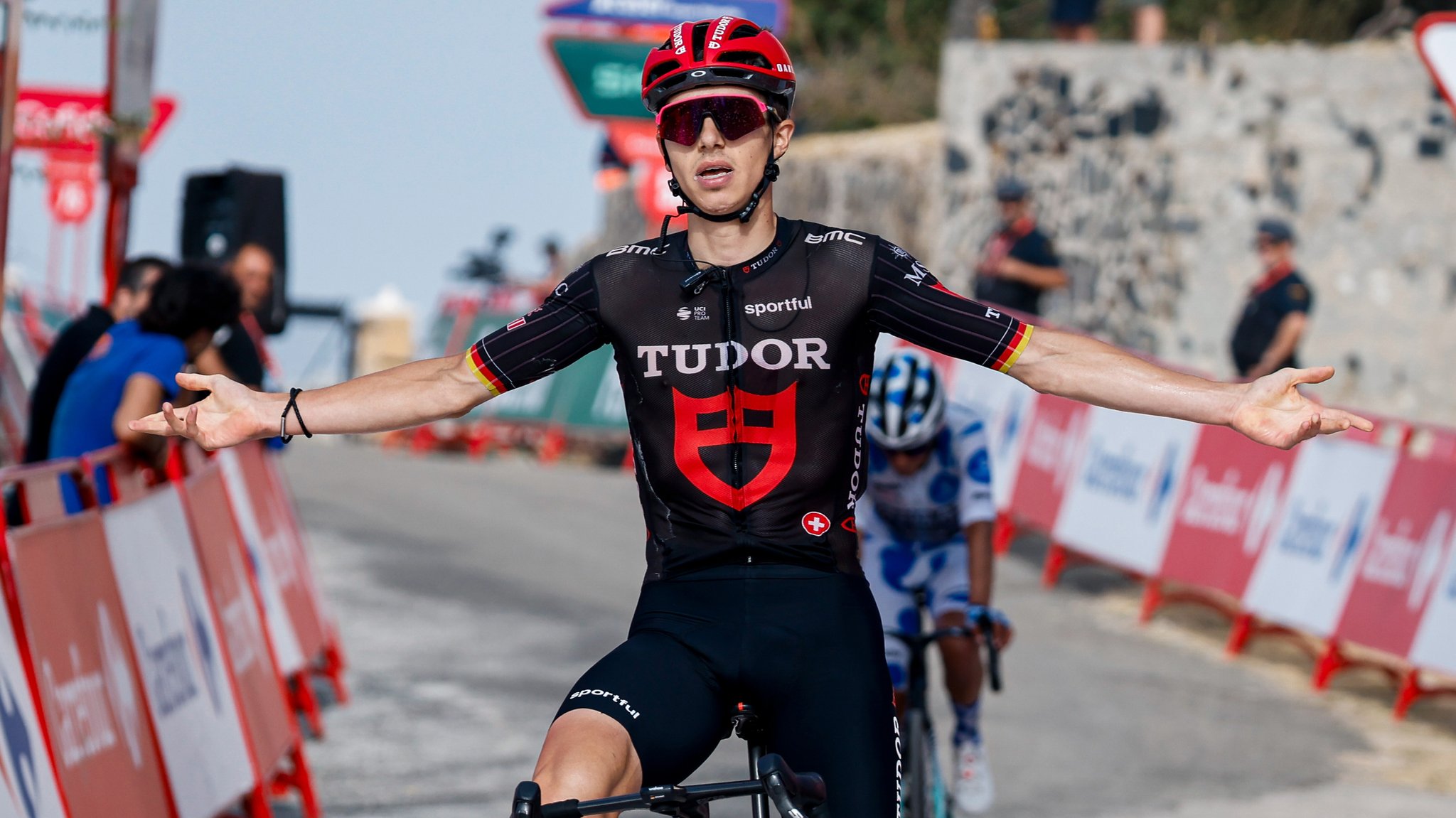 Der Augsburger Radprofi Marco Brenner bei der Vuelta | Bild: picture alliance / Roth / SCA | Roth Der Augsburger Radprofi Marco Brenner bei der Vuelta