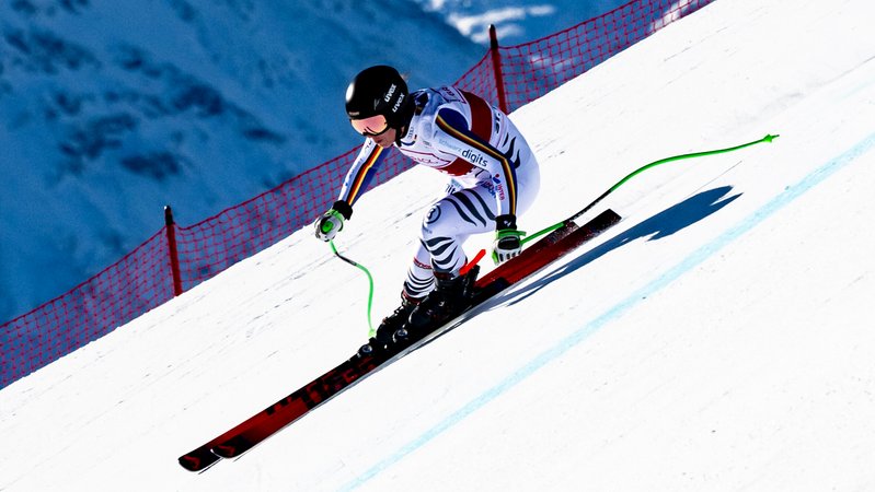 Kira Weidle-Winkelmann im Training in St. Moritz | Bild: DPA - KEYSTONE/Jean-Christophe Bott Kira Weidle-Winkelmann im Training in St. Moritz