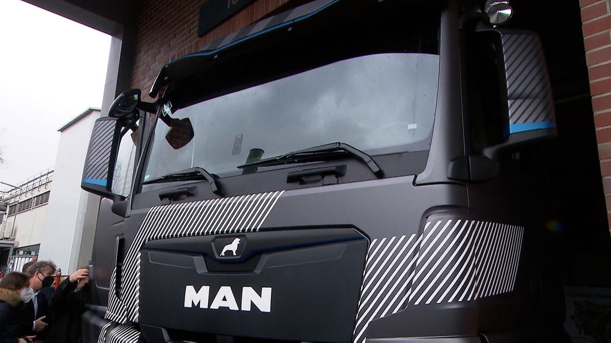 MAN präsentiert Elektro-Lkw | Bild: BR MAN präsentiert Elektro-Lkw