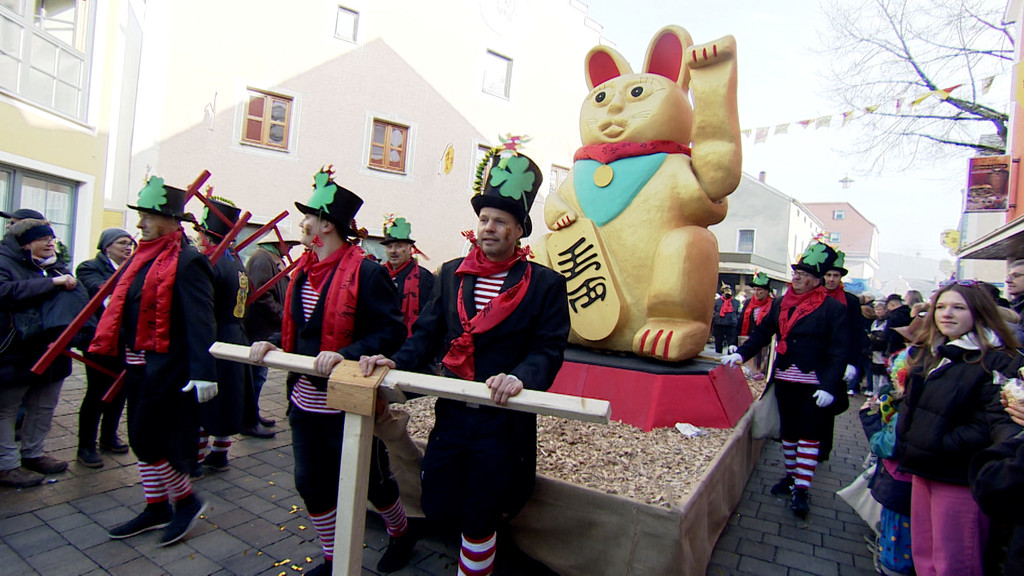 Der Chinesenfasching am Unsinnigen Donnerstag im Februar 2023 | Bild: BR Der Chinesenfasching am Unsinnigen Donnerstag im Februar 2023