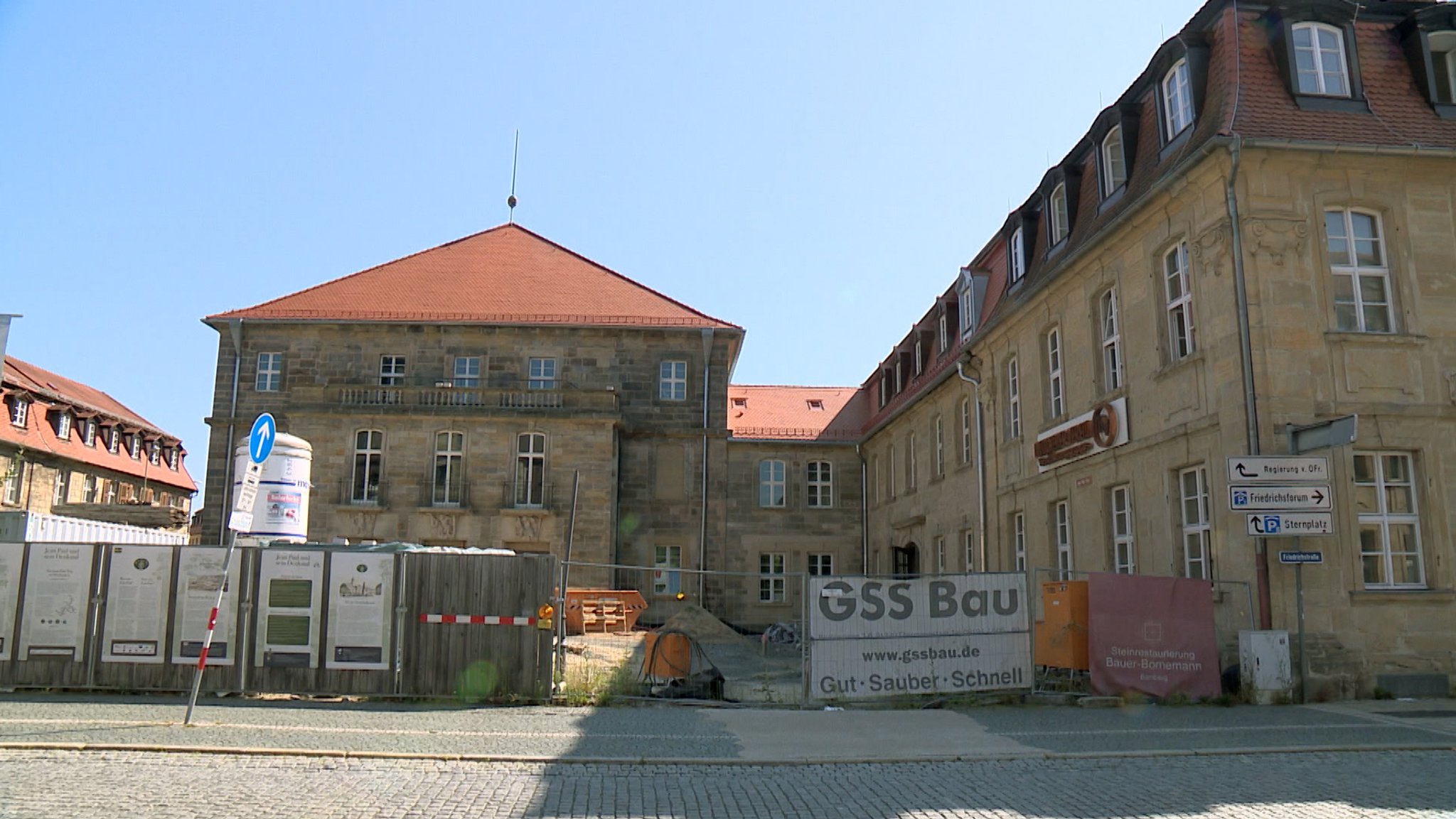 Außenansicht des Friedrichsforums in Bayreuth.