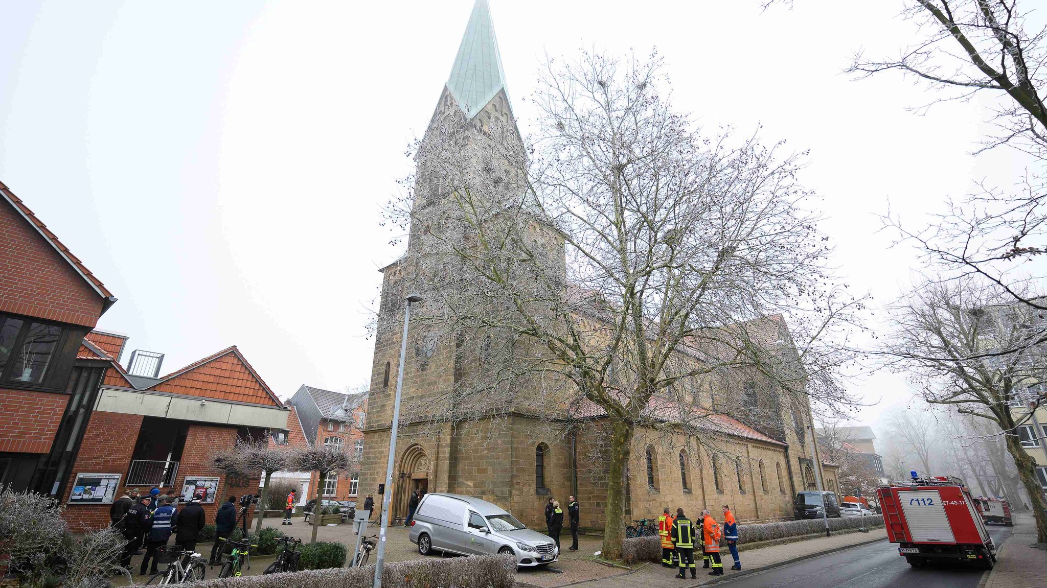 St. Petrus-Kirche in Wolfenbüttel, in der eine Trauerfeier für den in Magdeburg getöteten neunjährigen Jungen stattfand.