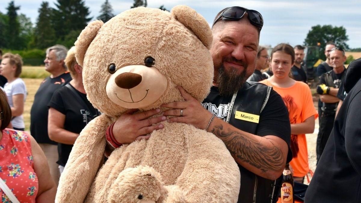 Toy Run Biker fahren für Bamberger Kinder und Jugendhospiz BR24