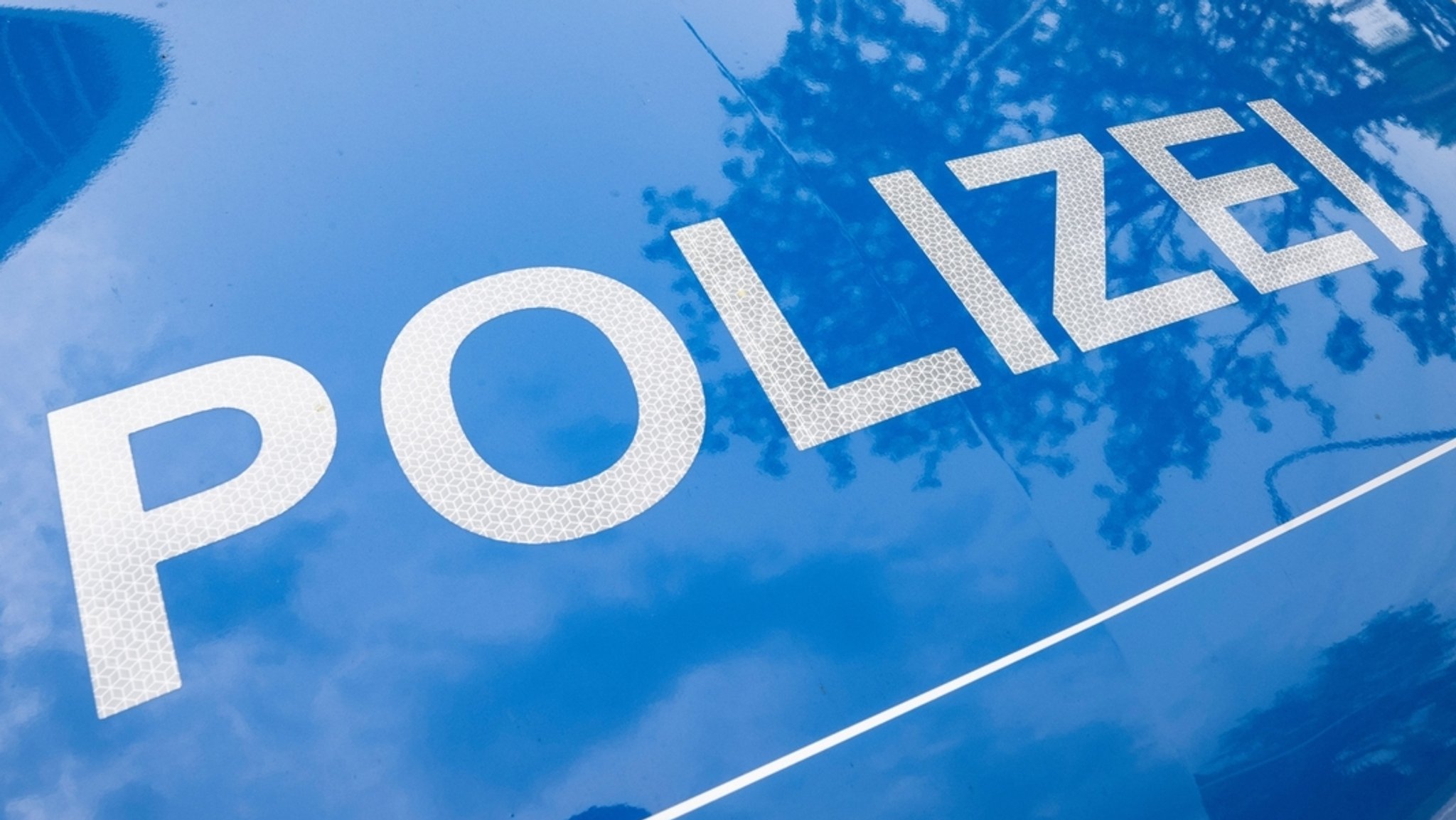 Polizei Symbolbild | Bild: dpa-Bildfunk/Boris Roessler Polizei Symbolbild