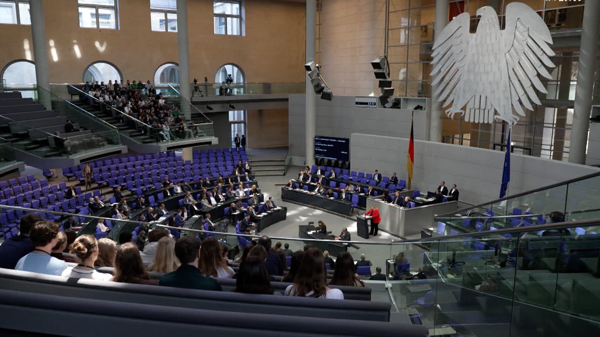 och in diesem Jahr soll der Führerschein auch digital verfügbar werden. | Bild: Bayerischer Rundfunk 2026 och in diesem Jahr soll der Führerschein auch digital verfügbar werden.