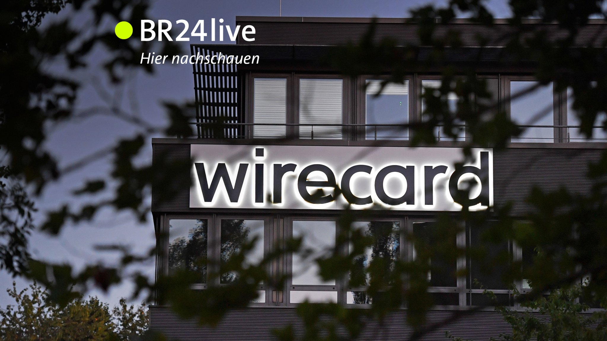  Archiv: Abendstimmung am Sitz der wirecard AG in Aschheim