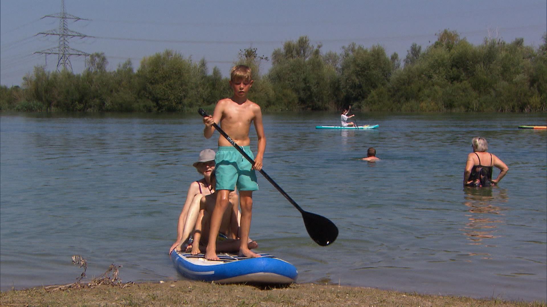 Paddelvergnügen am See