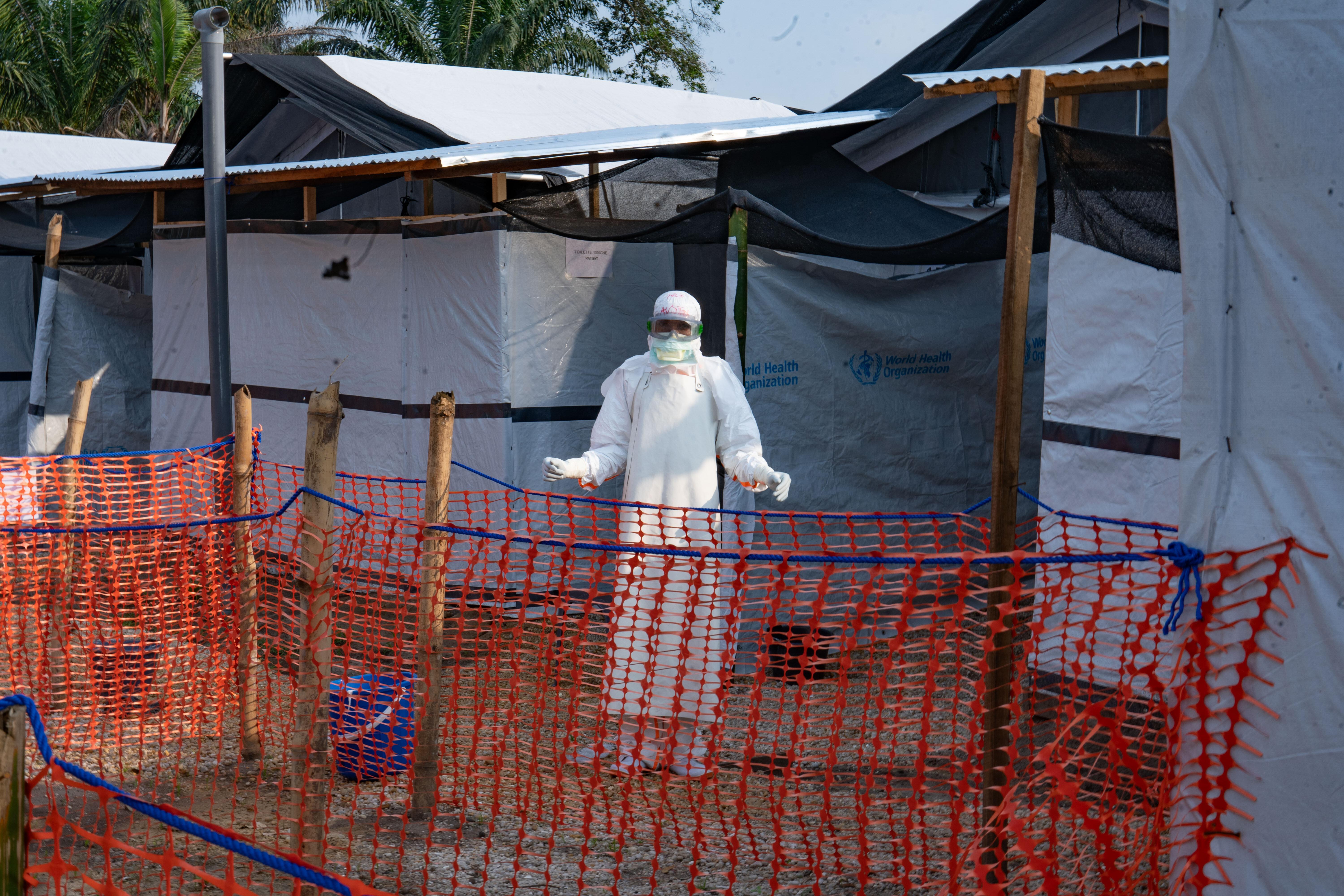 Ebola-Ausbruch in Zentralafrika: WHO ruft Notlage aus | BR24