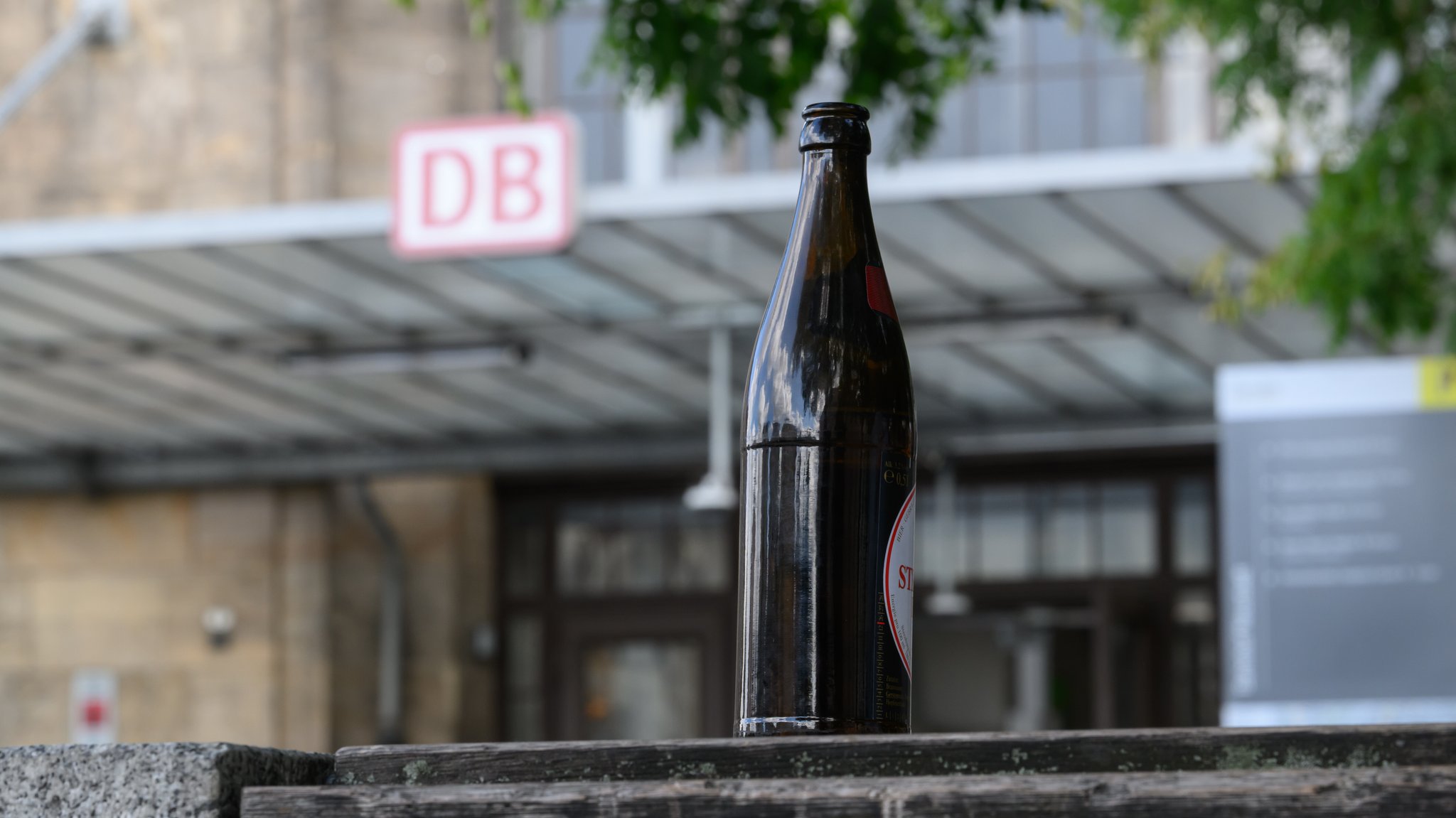 Geplantes Alkoholverbot an Bahnhöfen sorgt für Diskussionen