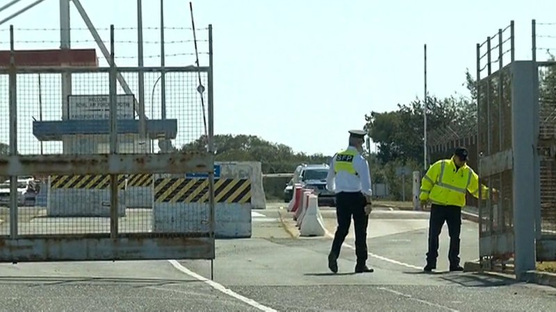 Nach dem Einschlag einer Drohne des Iran auf einem britischen Militärstützpunkt auf Zypern wurde ein Treffen der EU-Europaminister verschoben. | Bild: BR 2026 Nach dem Einschlag einer Drohne des Iran auf einem britischen Militärstützpunkt auf Zypern wurde ein Treffen der EU-Europaminister verschoben.