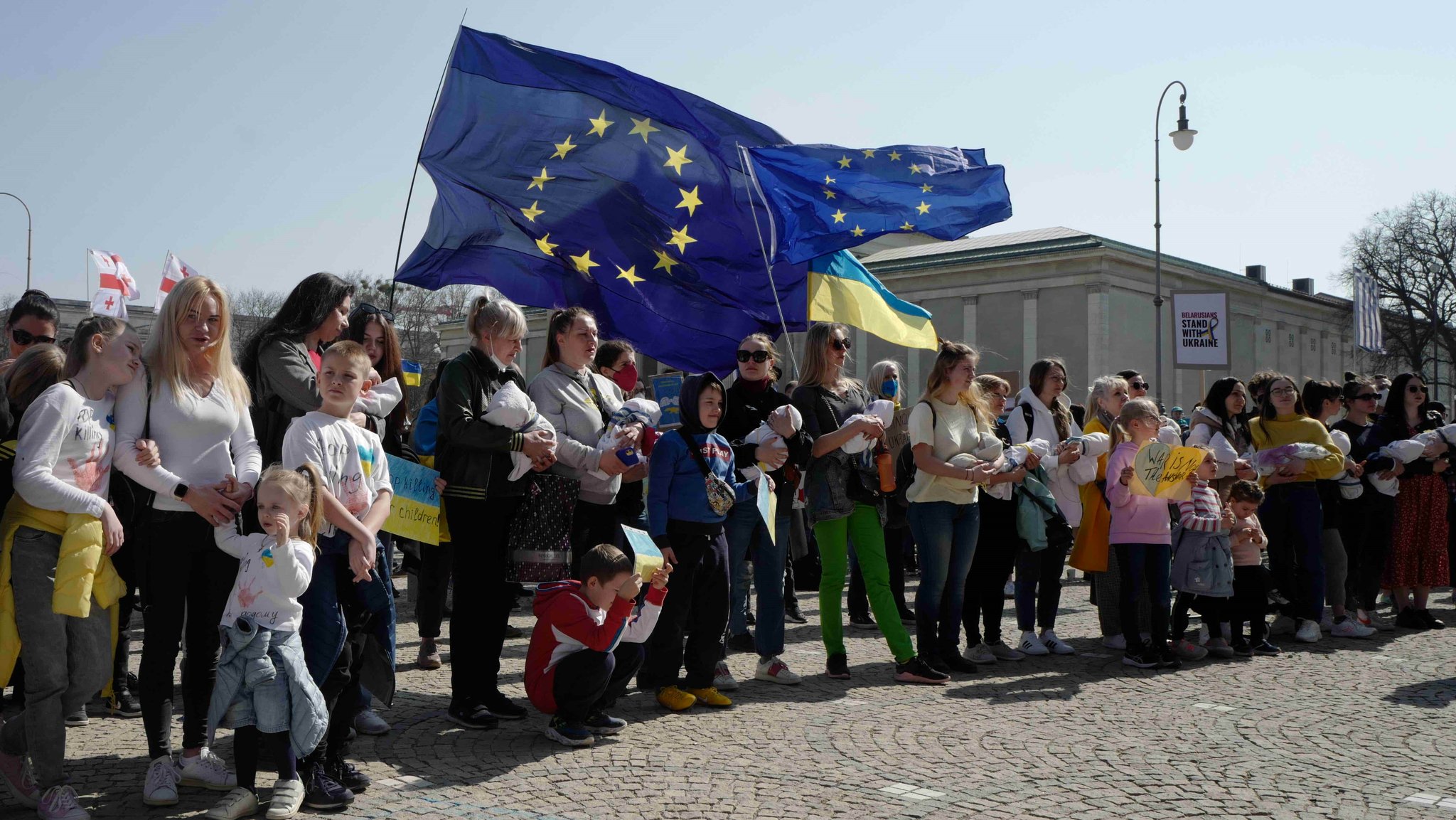 Solidarität mit der Ukraine: Demonstration gegen den russischen Angriff in der Ukraine im März 2022 in München.