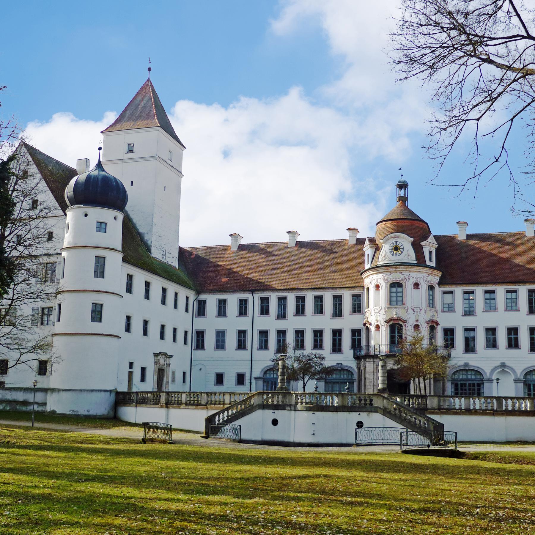 LAND UND LEUTE: Lustgarten und Asam-Salettl - Geschichten um Schloss Alteglofsheim episode artwork