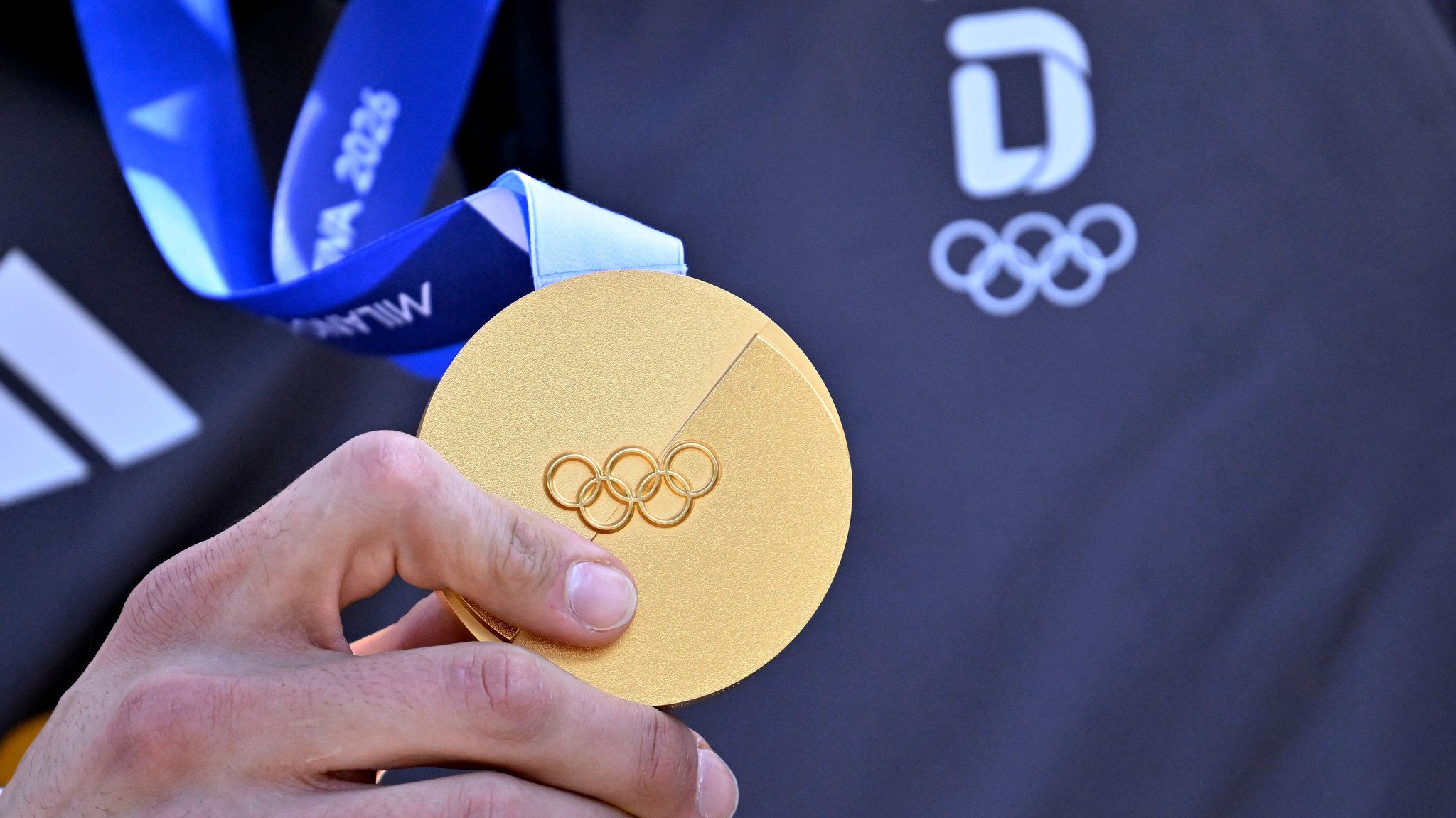 (Symbolbild) Team Deutschland: Olympiasieger bei der Siegerehrung Bob Finale 4er