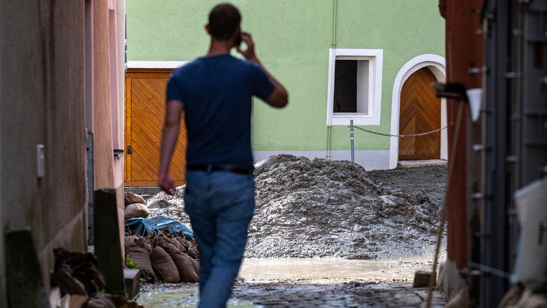 Archivbild: Hochwasserschäden in Bayern | Bild: picture alliance/dpa | Armin Weigel Archivbild: Hochwasserschäden in Bayern