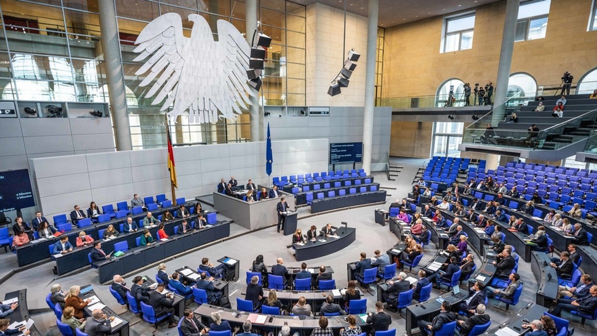 BR24live: Zankapfel "Bürgergeld" – Debatte im Bundestag